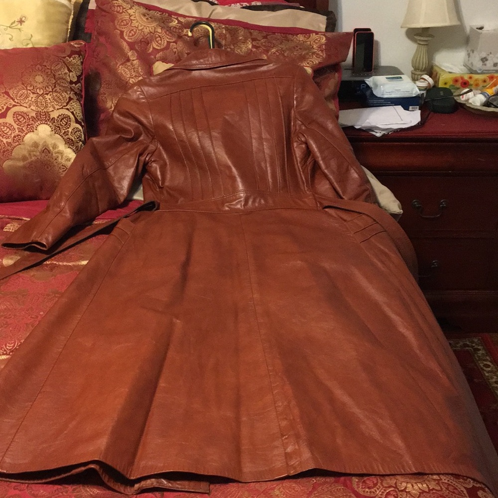 Trench coat - Picture 5 of 8